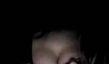 Porno con толстушкой in video con giochi erotici calze