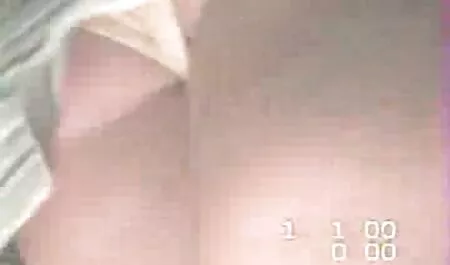 Difficile gruppo video erotici eleganti anale con sottile ragazza Eveline Dellai