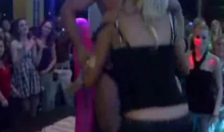 Russo video erotici violenti cazzo nel mollusco