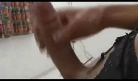 Masturbazione e video erotico bus cunnilingus snello Lesbiche