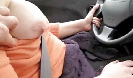 Sesso anale video erotici streaming con una bionda e Negro